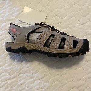 NWT Nevados Bump Toe Sandal 8